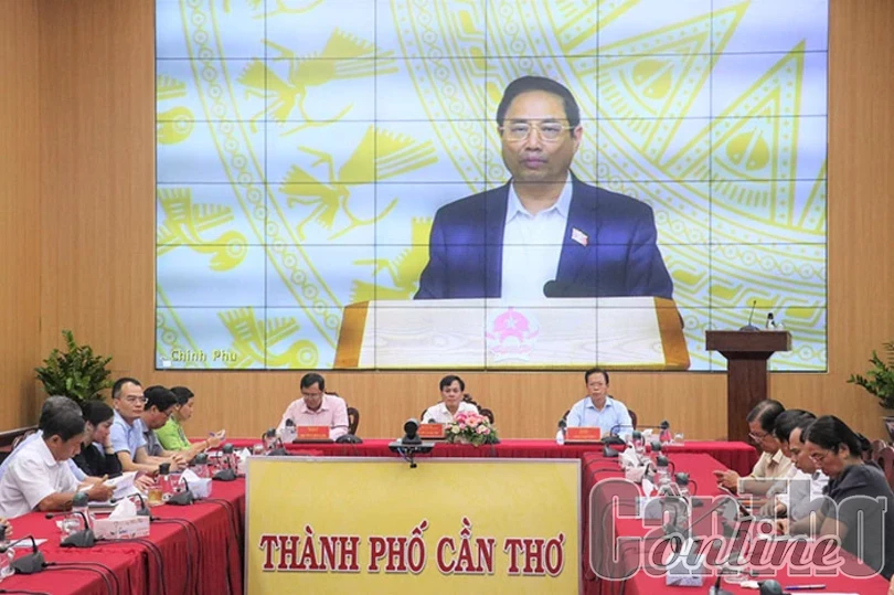 Lấy người dân, doanh nghiệp làm trung tâm, chủ thể trong cải cách hành chính