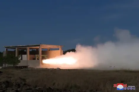 Triều Tiên thử nghiệm động cơ mới cho IRBM