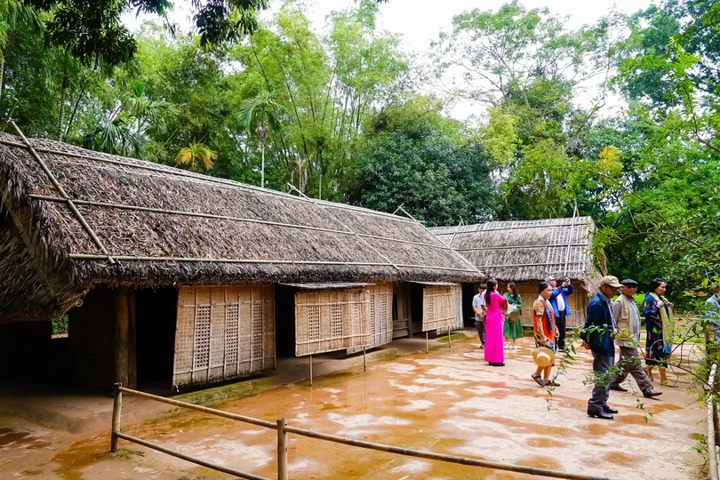 Về Nghệ Tĩnh...Bài 1: Từ Làng Sen
