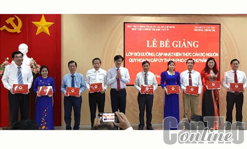 41 cán bộ nguồn quy hoạch cấp ủy thành phố được bồi dưỡng, cập nhật kiến thức