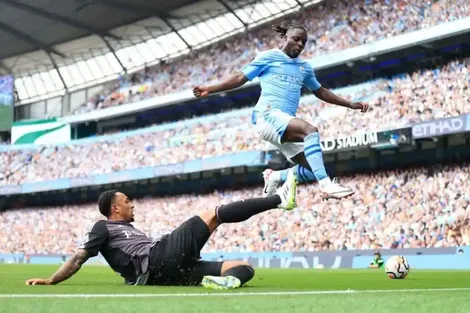 Khi Man City thay đổi lối chơi