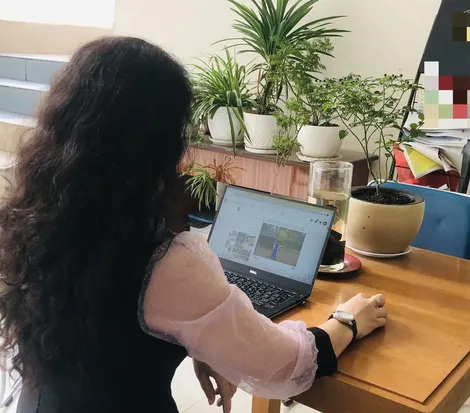 Sĩ diện hão...