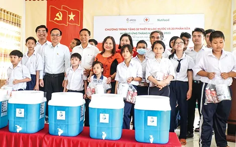 Quan tâm phát triển đội ngũ cơ sở giáo dục chuyên biệt