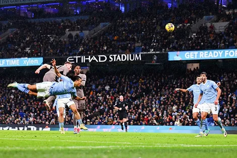“Ðại tiệc” bàn thắng tại EPL