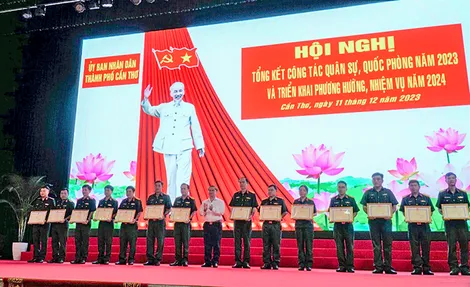 Tiếp tục thực hiện hoàn thành tốt các nhiệm vụ xây dựng khu vực phòng thủ thành phố