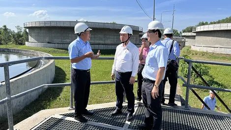 Đoàn Đại biểu Quốc hội TP Cần Thơ khảo sát công tác bảo vệ môi trường tại quận Ninh Kiều, Cái Răng