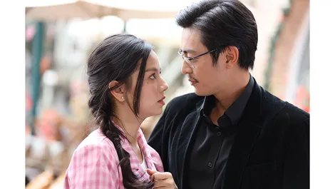 “Đuổi bắt thanh xuân” và hành trình tìm lại yêu thương