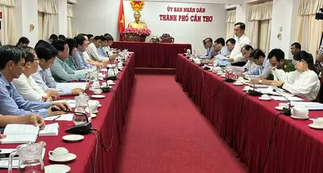 Đoàn Đại biểu Quốc hội TP Cần Thơ đề nghị UBND thành phố tiếp tục quan tâm công tác bảo vệ môi trường