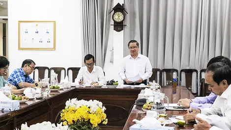 Lãnh đạo thành phố dự kiểm điểm cuối năm tại các cơ quan, đơn vị