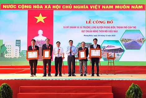 Công bố 2 xã nông thôn mới kiểu mẫu đầu tiên trong năm 2023