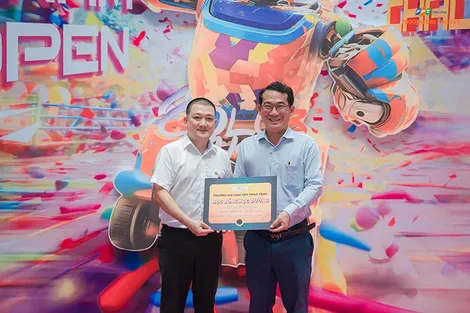 Học sinh THPT vùng ĐBSCL tranh tài tại cuộc thi về robotics