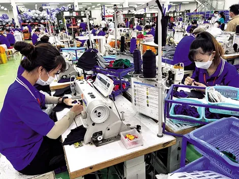 Hoạt động sản xuất công nghiệp duy trì đà tăng