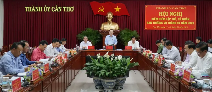 Tập trung triển khai các giải pháp chuyển dịch cơ cấu kinh tế theo hướng công nghiệp, thương mại - dịch vụ, nông nghiệp công nghệ cao