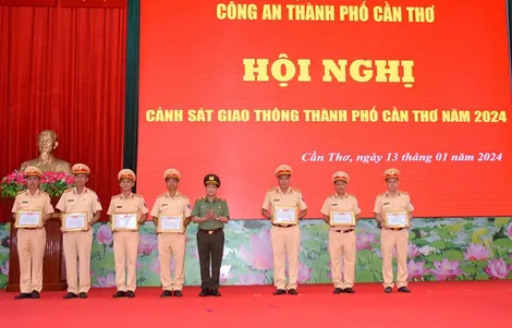 Thực hiện nghiêm kế hoạch cao điểm xử lý vi phạm trật tự, an toàn giao thông dịp Tết Nguyên đán Giáp Thìn và lễ hội xuân năm 2024