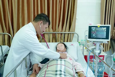 Cứu sống bệnh nhân có túi phình mạch máu não “khủng”