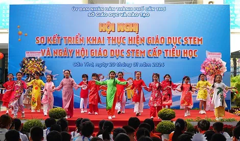 Sôi nổi Ngày hội giáo dục STEM cấp tiểu học năm học 2023-2024