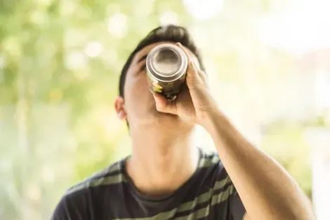 Tác hại khôn lường của nước tăng lực đối với trẻ em và thanh thiếu niên