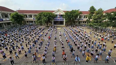 Khởi sắc giáo dục - đào tạo vùng đồng bào dân tộc thiểu số