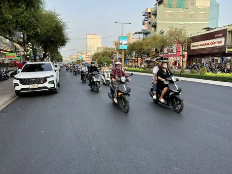 Tập trung đầu tư xây dựng kết cấu hạ tầng giao thông đồng bộ, hiện đại