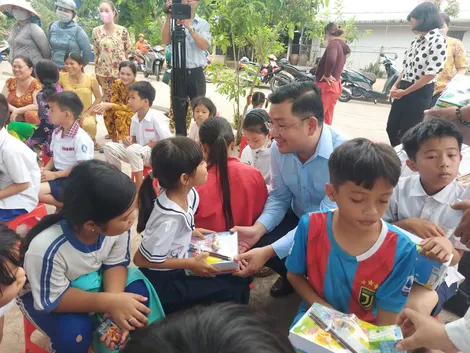 Tiếp tục nâng cao văn hóa đọc cho thiếu niên, nhi đồng