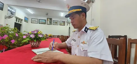 Thiêng liêng Trường Sa!Bài 3: Thắm tình hải đảo - hậu phương