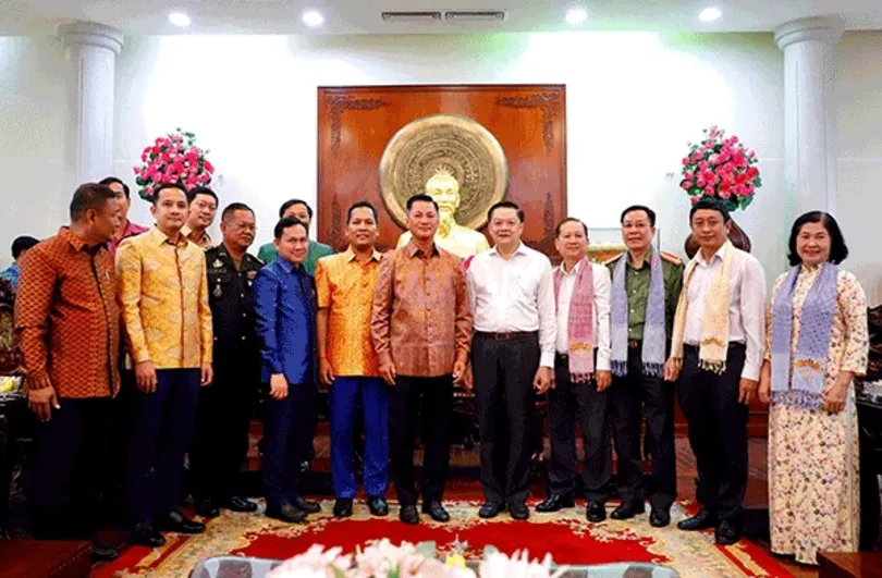 Ðoàn đại biểu tỉnh Kampong Chhnang đến chúc Tết TP Cần Thơ