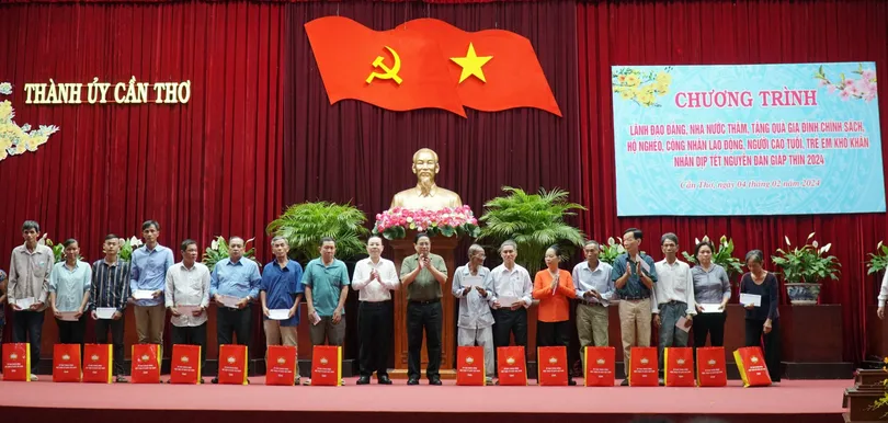 Tổ chức vui Xuân, đón Tết Nguyên đán Giáp Thìn năm 2024 vui tươi, an ninh, an toàn, an dân và nghĩa tình