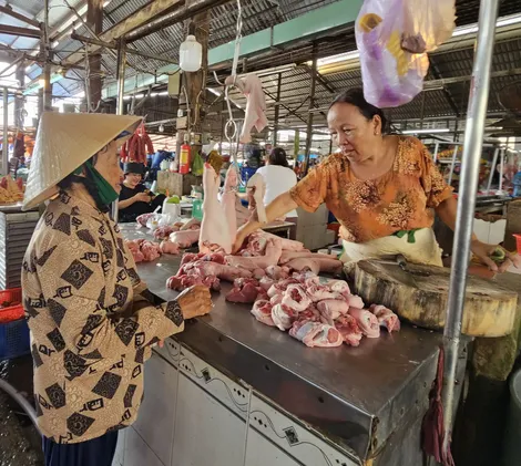 Đảm bảo nguồn cung thịt heo