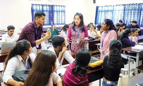 Sinh viên nước ngoài đến Cần Thơ học Y khoa