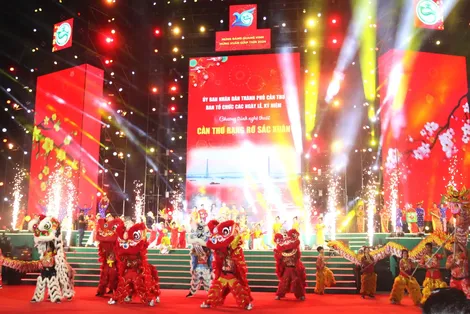 Chương trình nghệ thuật mừng năm mới “Cần Thơ rạng rỡ sắc Xuân”