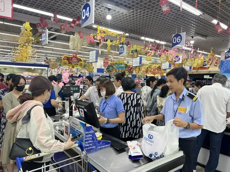 Điểm kinh doanh hàng hóa, dịch vụ trở lại hoạt động bình thường sau Tết
