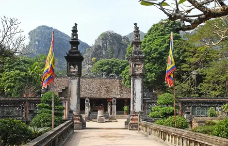 Hoa Lư linh thiêng, Tràng An quyến rũ