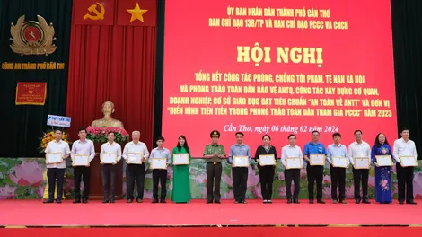 Phối hợp xây dựng cơ quan, đơn vị đạt tiêu chuẩn an toàn về an ninh trật tự