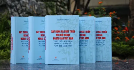 Bài 3: Kiên định nguyên tắc, vận dụng linh hoạt