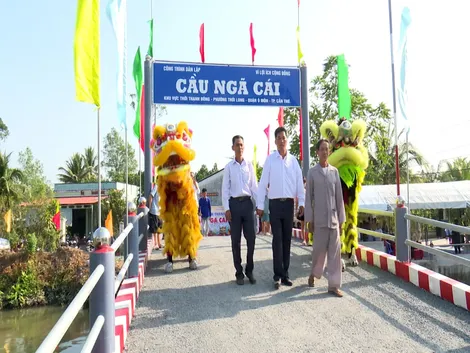 Khơi dậy sức dân xây dựng quê hương