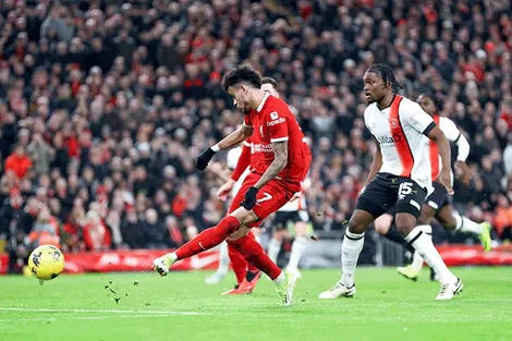 Ngả mũ trước tinh thần chiến đấu của Liverpool