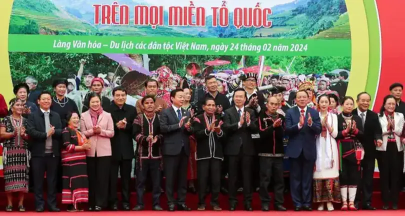 Chủ tịch nước dự Ngày hội Sắc xuân trên mọi miền Tổ quốc