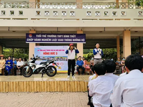 Phát huy các mô hình thanh niên xung kích, đảm bảo trật tự an toàn giao thông