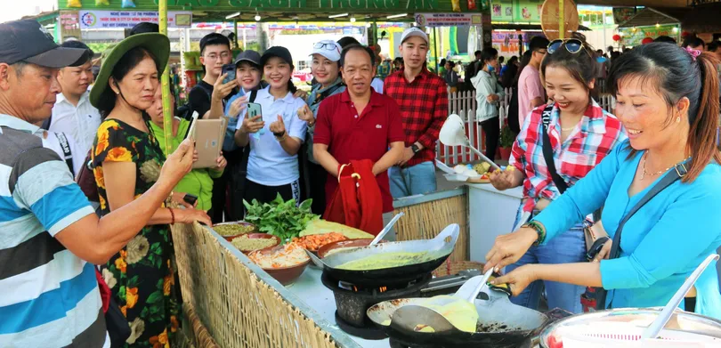 Lễ hội Bánh dân gian Nam Bộ lần thứ XI diễn ra từ ngày 17 đến 21-4-2024