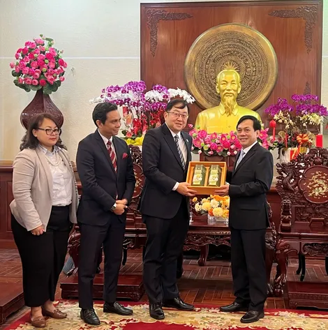 Lãnh đạo thành phố tiếp và làm việc với Đại sứ  Malaysia tại Việt Nam
