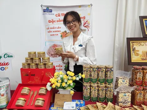 Cái Răng có trên 2.100 doanh nghiệp đang hoạt động
