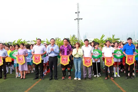 Khai mạc Giải Bóng đá nữ học sinh THPT năm 2024