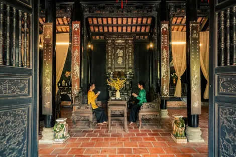 Những mái nhà trăm năm
