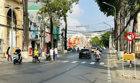 Nhiều giải pháp bảo đảm an toàn giao thông cho người đến liên hệ tại Trung tâm Phục vụ hành chính công TP Cần Thơ