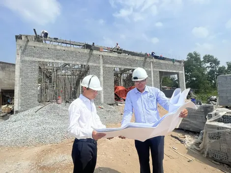 Dồn sức thực hiện các nhiệm vụ 
trọng tâm để phát triển kinh tế - xã hội