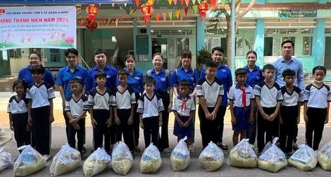 Tuổi trẻ Ô Môn chăm lo an sinh xã hội