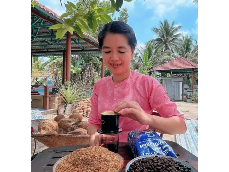 Độc đáo cà phê dừa