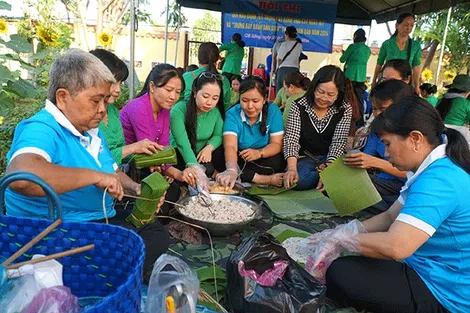 Lực lượng vũ trang quận Cái Răng thực hiện hiệu quả công tác Ðảng, công tác chính trị