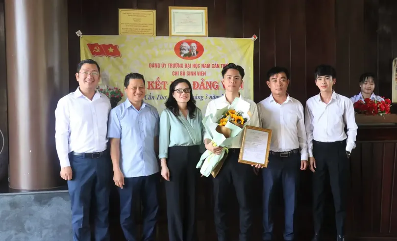 Kết nối “Sinh viên 5 tốt”