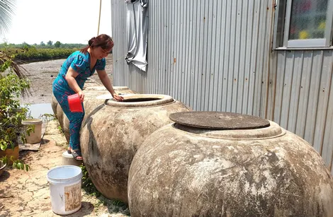 Hàng ngàn hộ dân ở Cà Mau thiếu nước sinh hoạt